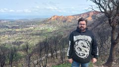 Marcos Ramos, alcalde ped�neo de Las M�dulas, en el mirador de las Predices.