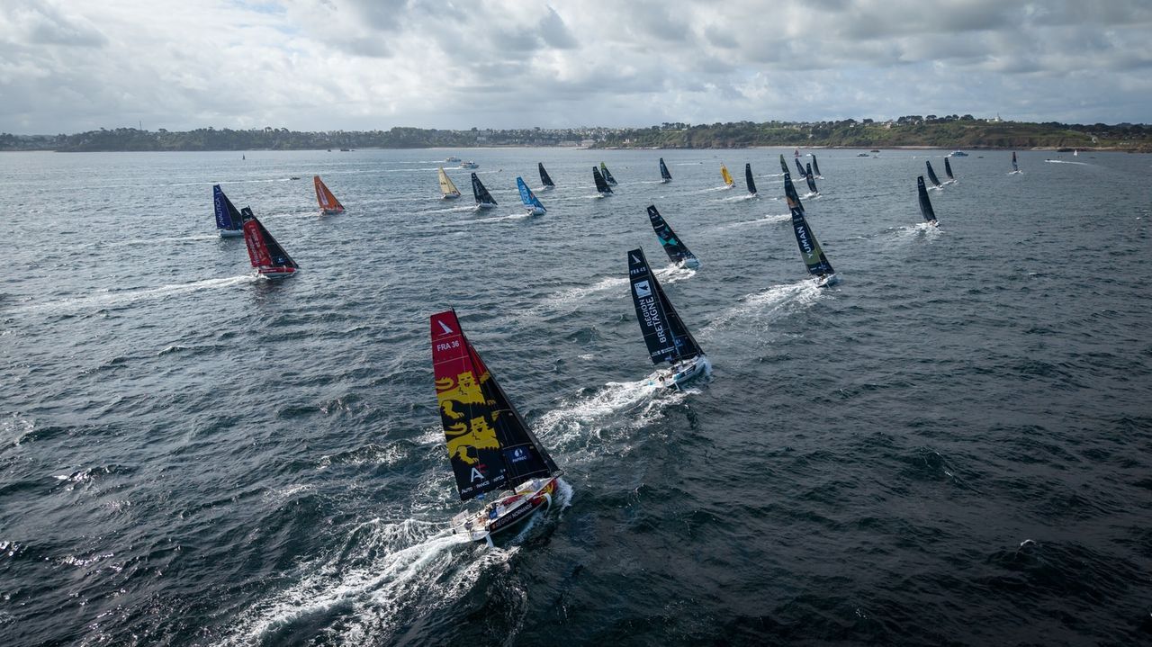 La Solitaire du Figaro Paprec pone rumbo a Vigo
