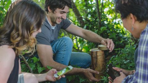 Una vez encontrado el tesoro, hay que registrarlo en el perfil del jugador, dentro de la aplicacin de Geocaching