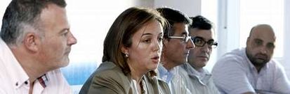Julia Rodr�guez anunci� su propuesta acompa�ada por alcaldes y concejales del PP en otros municipios del �rea sanitaria.