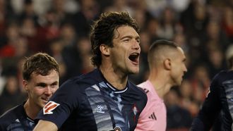 El central del Celta Marcos Alonso, celebrando su gol para la victoria ante el Sevilla.