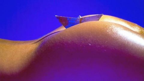 Fotograf�a por la que Facebook cierra la cuenta al Niemeyer al considerarla un elemento pornogr�fico