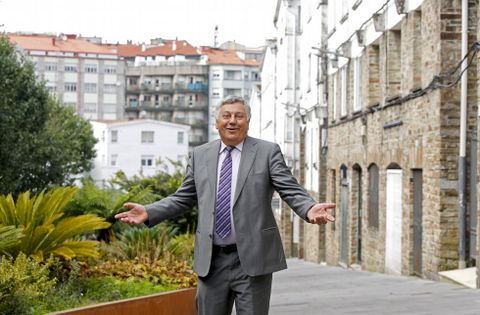 Sordo, en las casas de Ramírez, donde se hizo su primera foto como presidente de la asociación.