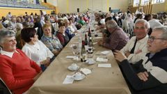 Comida de la tercera edad en Burela, hace unos meses