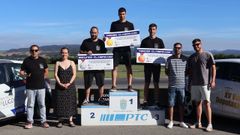 El focense Bruno Mart�nez Berm�dez posa en lo alto del podio como campe�n de este decimoquinto Volante Deputaci�n