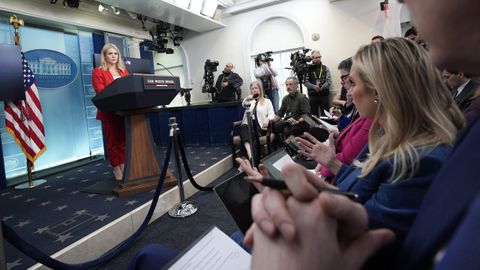 La secretaria de Prensa de la Casa Blanca, Karoline Leavitt, en una rueda de prensa.