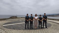 La alcaldesa Carmela L�pez con las 4 nuevas incorporaciones a la Polic�a Local