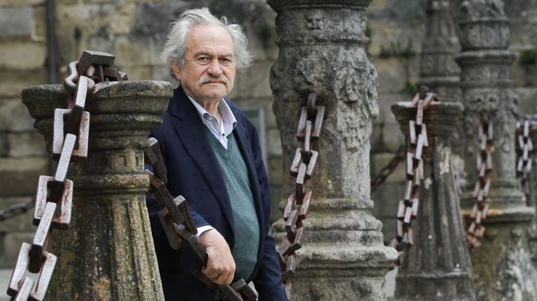 Kounellis, en una fotograf�a de archivo durante una visita a Santiago de Compostela