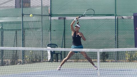 La tenista estadounidense Carol Young Suh Lee, natural de las islas Marianas del Norte, es finalista del Torneo de Tenis Femenino Cidade de Ourense.