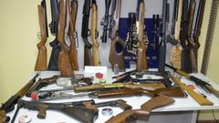 Arsenal de armas incautado por la Polic�a Nacional en la casa del detenido