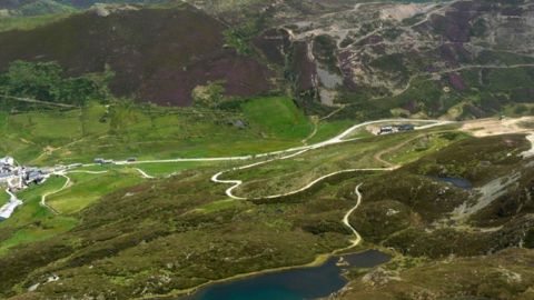 La laguna de Cueto de Arb�s, ubicada en el Parque Natural de Fuentes del Narcea, Dega�a e Ibias