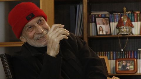 Gonzalo Arbizu, gran aficionado al snooker (modalidad de billar) pas los ltimos aos de su vida en Viveiro, rodeado de libros y msica, y en paz con la vida