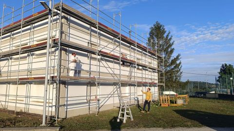 Obras en la Casa de Cultura de Nantes, en Sanxenxo
