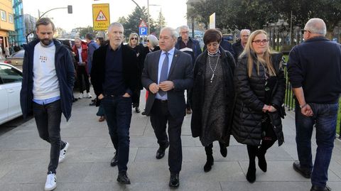 El ministro y el alcalde dieron un paseo por el centro de Monforte