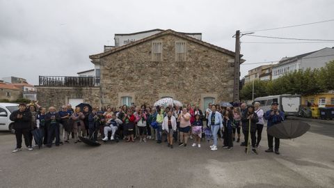 Participantes en la cuarta edici�n de la andaina solidaria por la ataxia de Friedreich en A Ponte do Porto