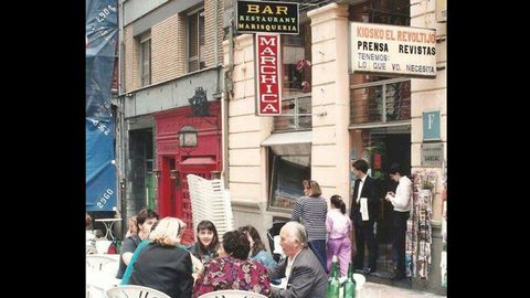 El restaurante Marchica («el Marchica rojo») de Oviedo y el bar sidrería contiguo, de la misma familia