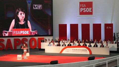 Adriana Lastra, ante la nueva Ejecutiva de la FSA