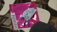 La mascarilla es obligatoria en el examen de la selectividad, aunque una vez en el pupitre el alumno se la puede quitar