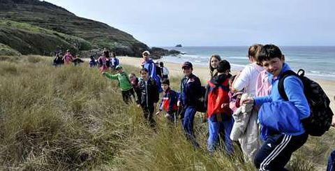 Los juegos en la playa de Mar de F�ra completaron una jornada de estudio y experimentaci�n.
