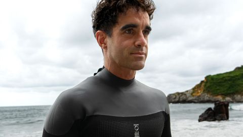 El etólogo asturiano Álex Avello es un referente a nivel mundial en el estudio y la defensa del medio acuático