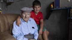 Antonio, en agosto, con un bisnieto