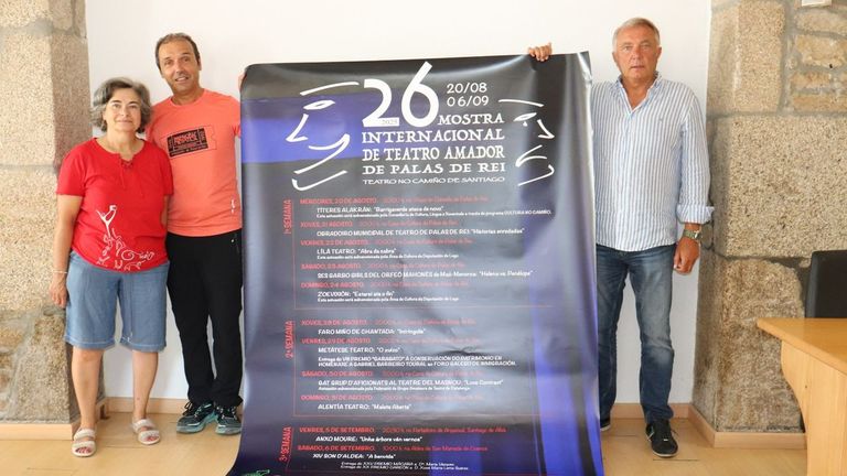 A presentacin oficial tivo lugar no Saln de Plenos do Concello, coa presenza do alcalde Pablo Taboada Camoira, da responsable de producin Ana Mara Garca Negro e do director de Mettese Teatro, Afonso Garca Penas.
