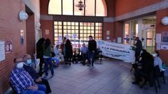 Encierro de los vecinos en el centro de Salud Severo Ochoa de Gijn