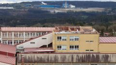 Un temporal levant� el pasado mes de marzo el tejado del CPI O Cruce de Cerceda