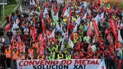 Los trabajadores del metal, en una manifestaci�n convocada con motivo de la huelga.