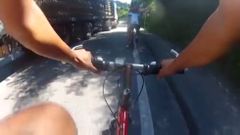 Ciclistas de Pontevedra denuncian las imprudencias de los conductores