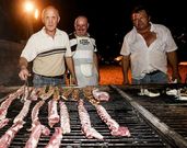 En Serantes intentaron recuperarse con una parrillada. 
