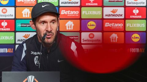 El entrenador del rival del Celta en cuartos de Europa League, el Friburgo, Julian Schuster.