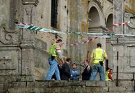 La detonaci�n defectuosa provoc� da�os personales pero tambi�n en el convento padron�s.