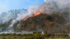 Fotografa de uno de los incendios forestales por el que ser juzgado este vecino de Ribas de Sil