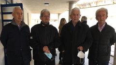 Jos�, Emilio, Juan y Manolo Pita Bedoya, vacunados en Sada