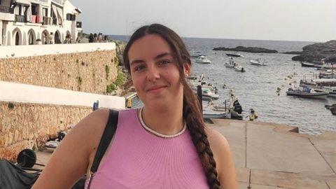 Paula Su�rez, de 18 a�os. Estudia ADE en la UDC