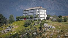 El edificio cuenta con cuatro plantas de entre 900 y mil metros cuadrados cada una.