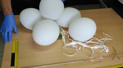 Imagen del artefacto incendiario hallado en Salceda de Caselas tras la oleada de incendios que sufri� Galicia en octubre de 2017. Constaba de seis globos de helio y una bengala