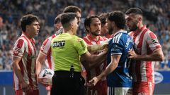 Oviedo - Sporting y el �rbitro