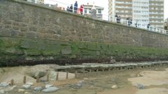 El temporal deja desnuda a la playa de San Lorenzo