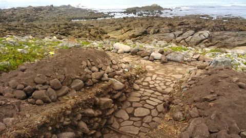 Salinas romanas localizadas en Oia