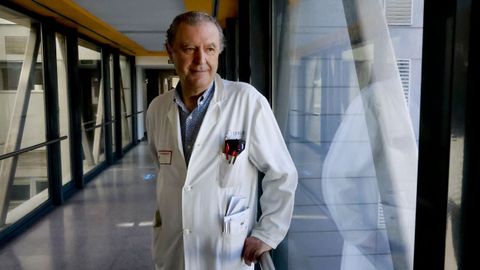 Manolo G�mez Guti�rrez, jefe de secci�n de cirug�a hep�tica y pancre�tica del Chuac,  puso en marcha los trasplantes de h�gado y p�ncreas en Galicia