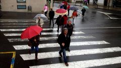 Lluvia a media ma�ana en Noia