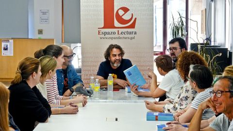 Unha imaxe de arquivo do Equipo Lectura na biblioteca de Gondomar