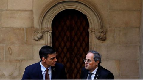 Pedro Snchez y Quim Torra, en el Palau de la Generalitat, antes de su reunin del 6 de febrero del 2020