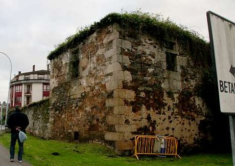 El Concello ha pedido a la Xunta que arregle el edificio. 