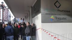 CCCOO y UGT convocaron este martes una concentracin frente a la sede de Hunosa en Oviedo, coincidiendo con un paro de 24 horas para reclamar avances en la negociacin del plan de empresa