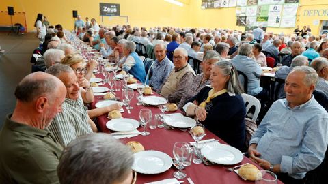 Comida de la tercera edad de Guitiriz
