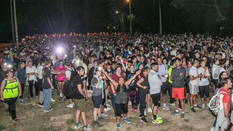 Campo Maneiro fue punto de salida y llegada para los 1.700 participantes.