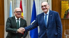 Jos� Manuel Baltar y Manuel Reigosa firmaron un acuerdo para dotar el nuevo laboratorio de la Escuela Superior de Ingenier�a Inform�tica
